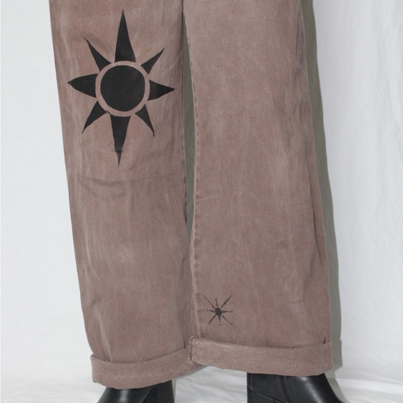 Wide Leg High Rise Brown Jeans with black sun design - Picture 8 of 10